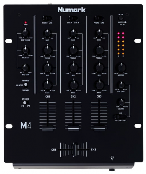 Numark M4  3- Kanal Mixer - Verfügbar