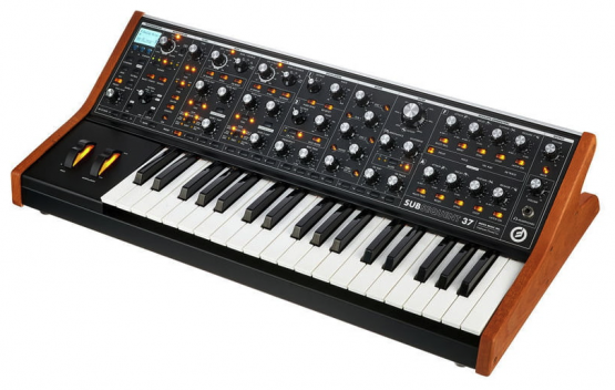 Moog Subsequent 37 - Paraphonic Syntesizer