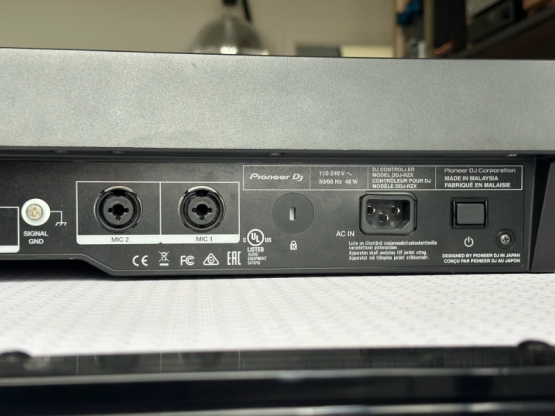 2nd Hand: Pioneer DJ DDJ-RZX - Dj rekordbox - Video Controller