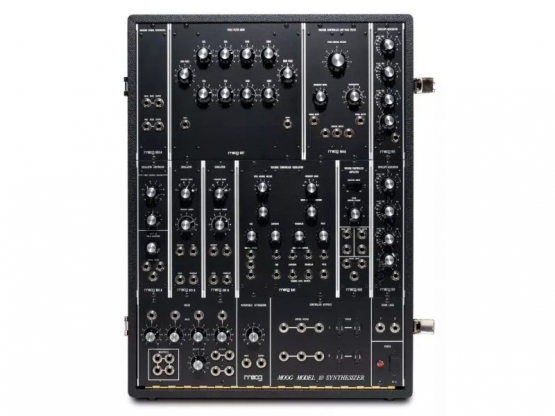 Moog MODEL 10 - Modular Synthesizer