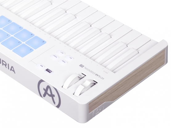 Arturia Keylab Essential 61 MK3 Alpine White