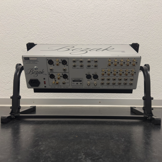 2nd Hand: Bodzak AR-6 & Stand