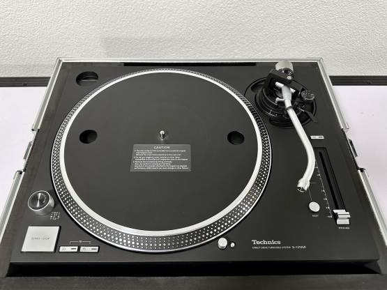 2nd Hand: Technics SL-1210GR, neuwertiger Zustand