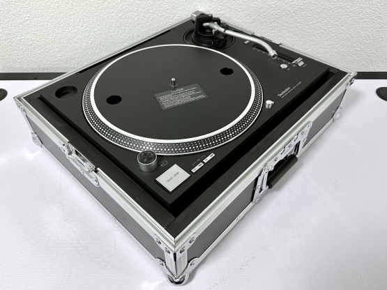 2nd Hand: Technics SL-1210GR, neuwertiger Zustand