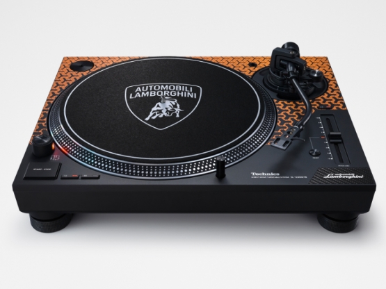 Technics SL-1200M7B - Gelb - Orange - Grün - Verfügbar