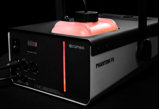 Cameo PHANTOM F5 Nebelmschine mit Tankbeleuchtung