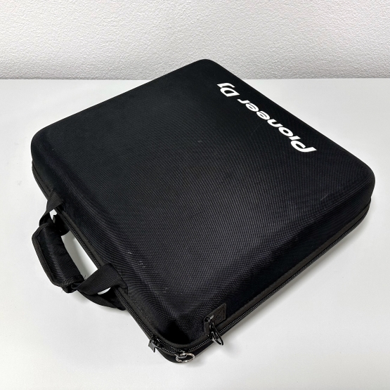 2nd Hand: 2x Pioneer DJ CDJ 2000 Nexus2 + Bag