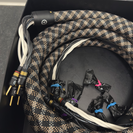 Viablue SC-6 AIR Bi-Wire T8 Banana 4m