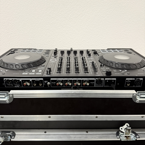 2nd Hand: Pioneer DJ DDJ-FLX10 mit Flight Case