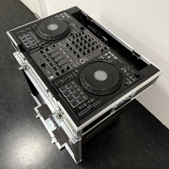 2nd Hand: Pioneer DJ DDJ-FLX10 mit Flight Case