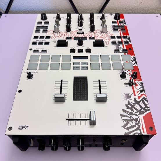 2ndHand: Pioneer DJ DJM-S9 inkl. Case