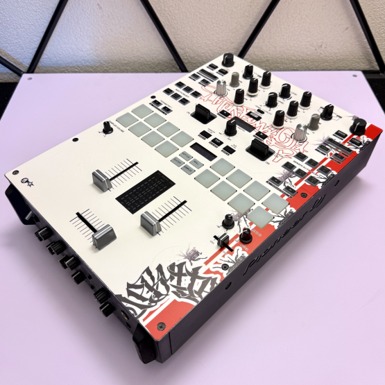 2ndHand: Pioneer DJ DJM-S9 inkl. Case