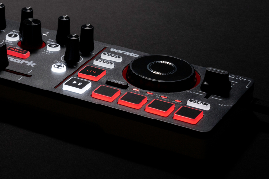 Numark MixTrack Go
