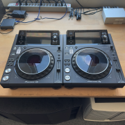2nd Hand: 2x Pioneer DJ XDJ-1000mkII